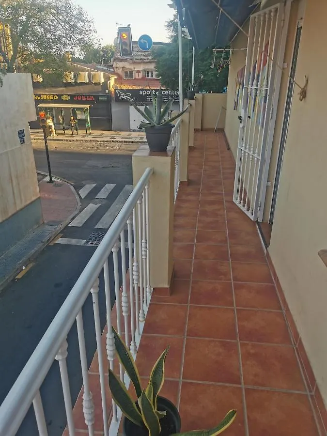 Homestay Casa Hombre Blanco Apartment Malaga