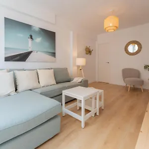 Lux Oasis - Modern 3br, Fast Wifi, Smarttv Apartamento